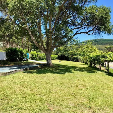 The Cliffs - Esteiro Saltwater Holiday home *