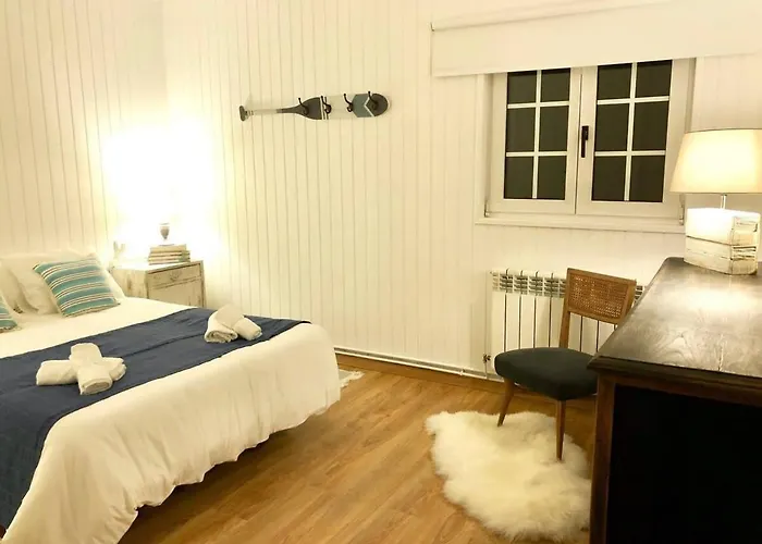 The Cliffs - Esteiro Saltwater * Porto do Barqueiro